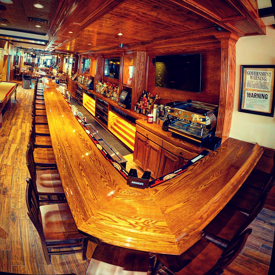 Saluggi's East